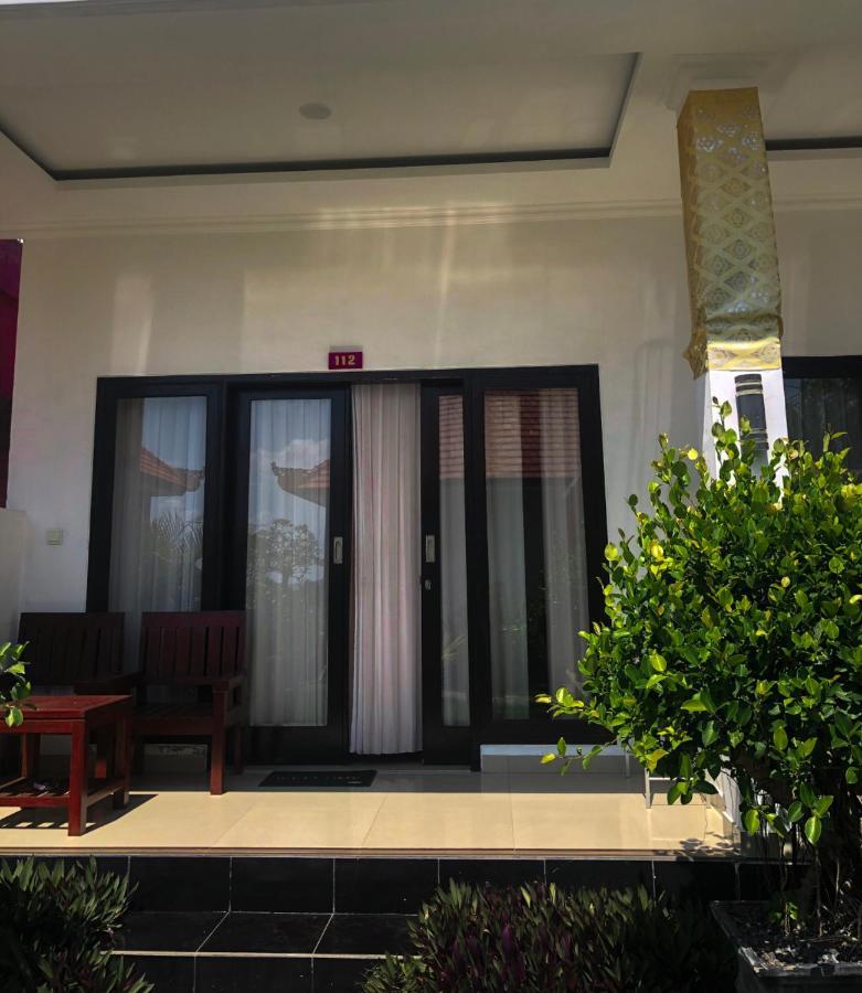 Juan Beach Bungalow Batununggul 외부 사진